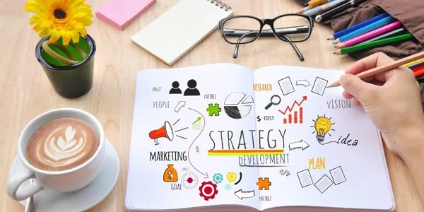 Comment élaborer une stratégie réseaux sociaux efficace ?