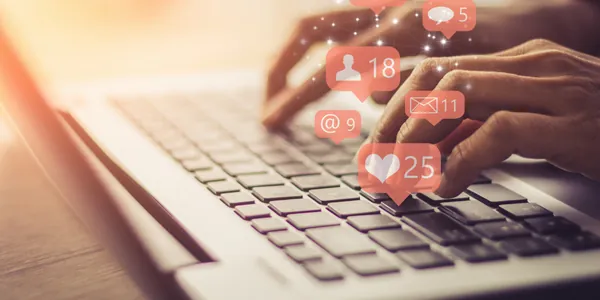Rédiger pour les médias sociaux : 5 techniques de copywriting